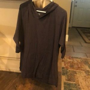 Columbia sheer hooded shirt